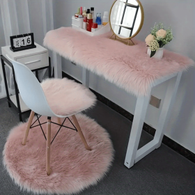 1pc Soft Plush Fur Rugs, Soft Fluffy Area Rug, Modern Faux Fur Rug, Fluffy Rug For Bedroom, White Rugs For Living Room, Carpet For Rooms, Rugs For Bed (Color: Pink, size: 23.62*23.62inch)
